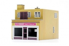 Dapol C031 Kitmaster Shop And Flat OO Gauge Plastic Kit 