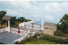 Wills Kits SS56 Level Crossing Gates OO Gauge Plastic Kit