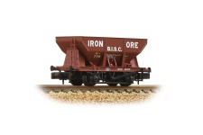 bachmann-373-219_24t-iron-ore-hopper-b-i-s-c_-iron-ore-red-n-gauge