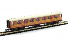 Dapol 2P-011-106 Gresley LNER Teak 1st Class Coach 318767 Front Left