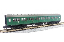 Dapol 2P-012-403 Maunsell BR 3rd Class Coach SR Green 823