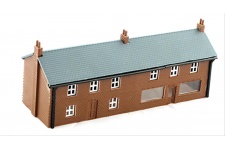 kestrel-gmkd05-house-and-shop-unit-with-glazing-kit