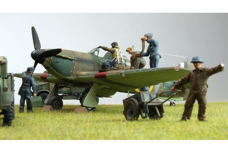 Airfix A04702 WWII RAF Ground Crew