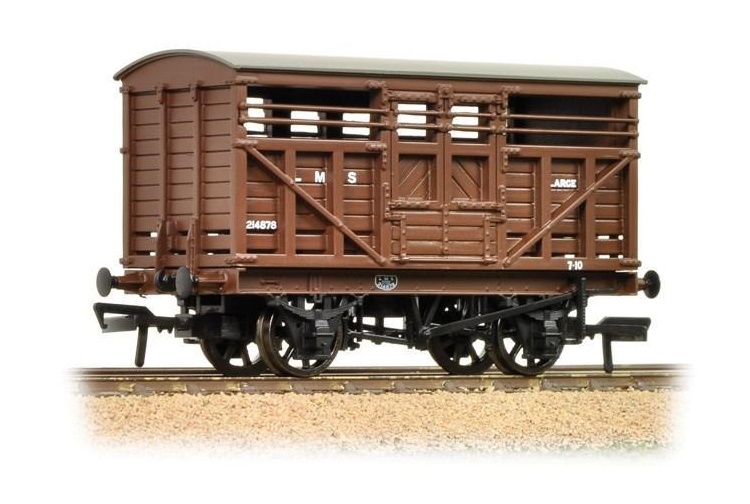 Bachmann 37-708A 12 Ton LMS Cattle Wagon - LMS Brown