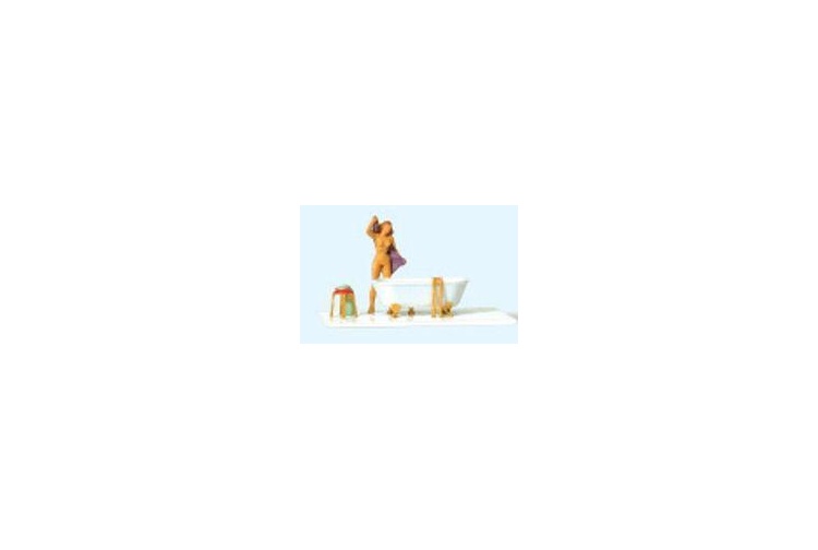 Preiser 28159 Woman At The Bath Tub OO Scale Figure
