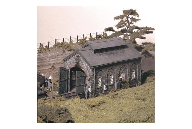 Ratio 522 Engine Shed and Hut