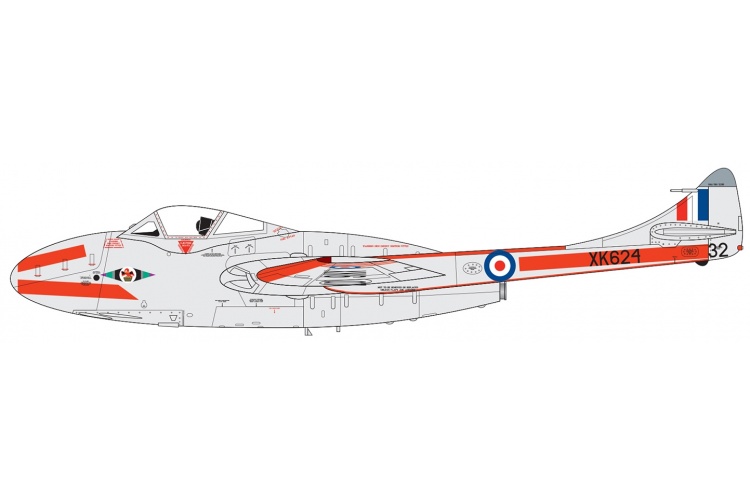 Airfix A02058A De Havilland Vampire T.11/J-28C Royal Air Force Liottle Livery