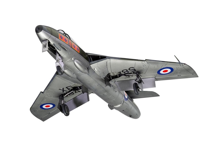 aboveAirfix A09185 Hawker Hunter F.6 Underside