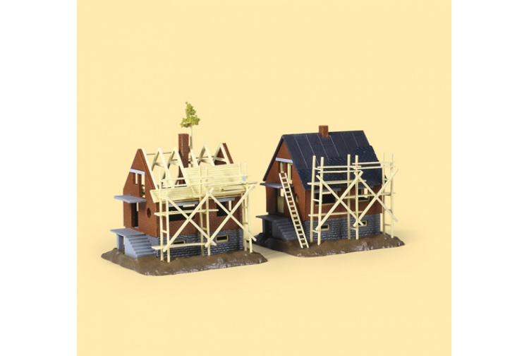 Auhagen 12215 2 Houses Under Construction Kit pic 2