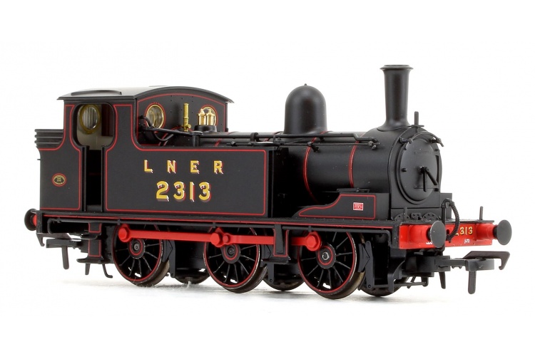 Bachmann 31-060 LNER J72 Class LNER Lined Black 0-6-0 Tank Locomotive No. 2313 Front Right