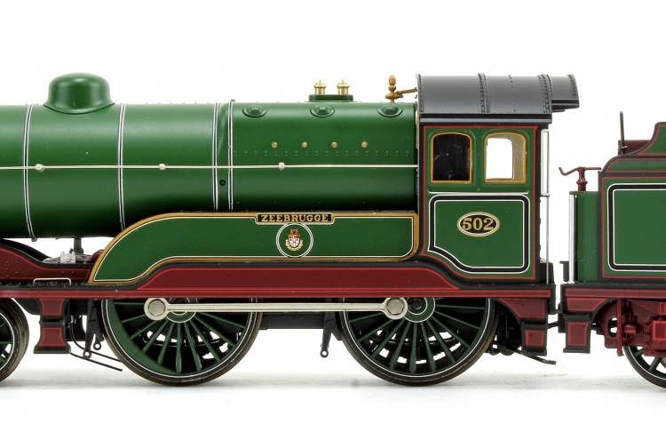 Bachmann 31-147DS GCR 11F 502 Zeebrugge GCR Lined Green Closeup