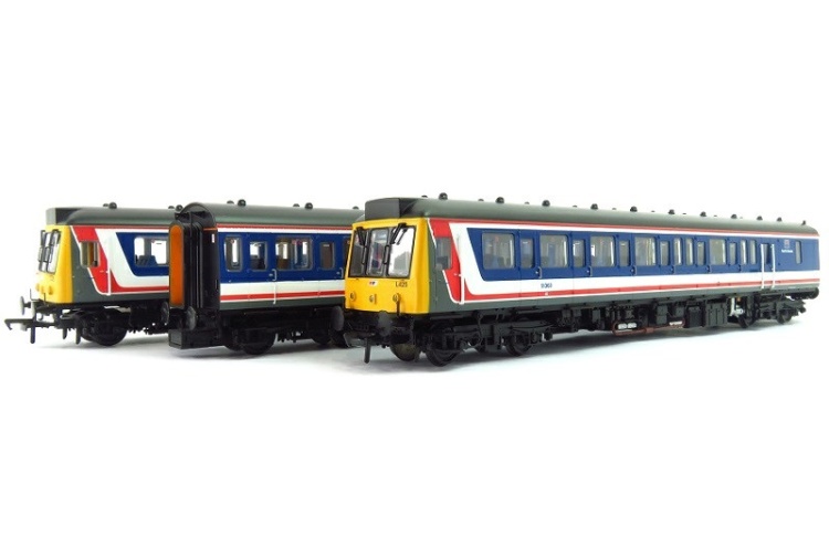Bachmann 35-502 Class 117 3-Car DMU Network Southeast