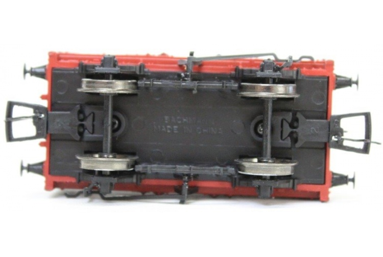 Bachmann Branchline 37-125K 8 Plank Wagon 'T Burnett & Co' Bottom