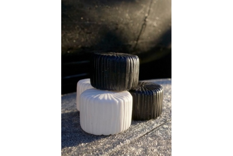 Britains Farm Toys 43142A2 Wrapped Bales Example