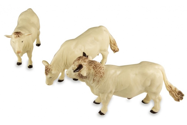 Britains Farm Toys 43240 Charolais Cows Image 1