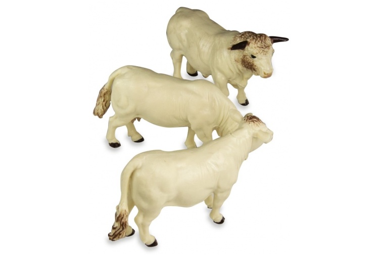 Britains Farm Toys 43240 Charolais Cows Image 3