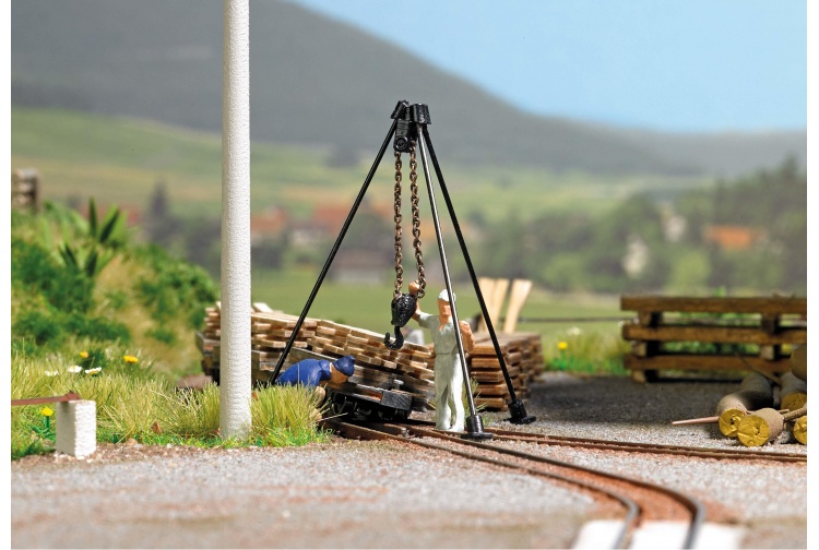 Busch 12374 Chain Hoist HO/OO Gauge Plastic Kit Example Layout