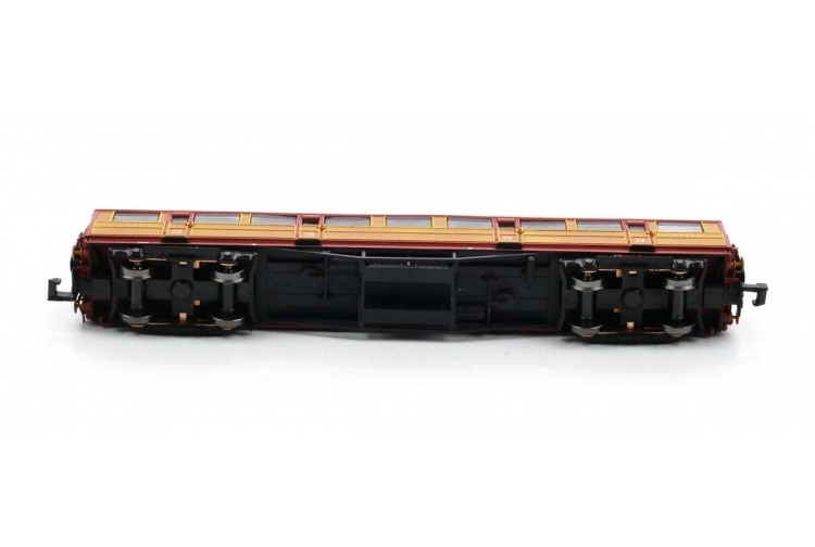 Dapol 2P-011-010 Gresley LNER Teak 3rd Class Coach 60634 Bottom