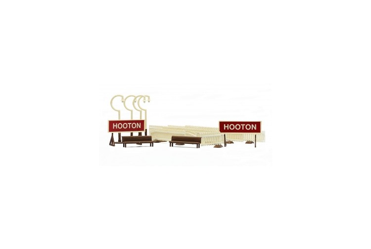 Dapol C013 Platform Fittings Fences And Lamps Completed