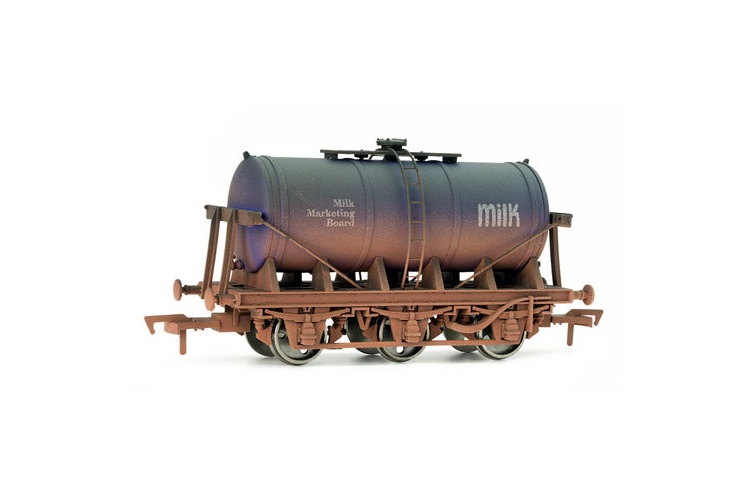Dapol DA4F-031-006 6 Wheel Milk Tank MWB Weathered