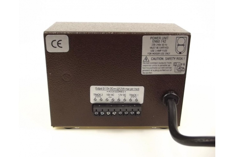 Gaugemaster GMC-D Twin Track Cased Controller Rear