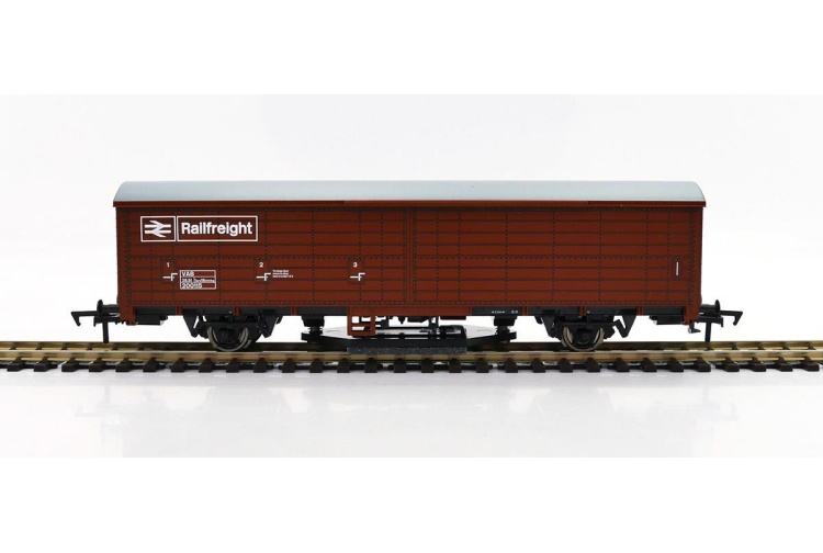 Gaugemaster GM4430102 OO Gauge Track Cleaning Wagon BR Railfreight