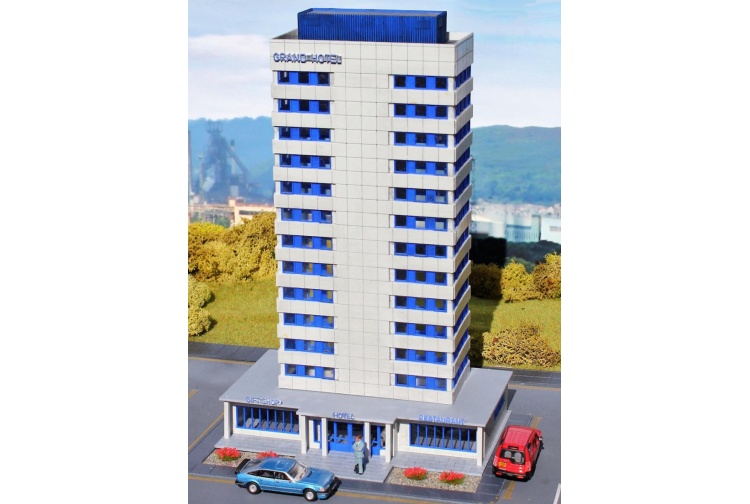 Gaugemaster GM486 Fordhampton Hotel OO Gauge Plastic Kit