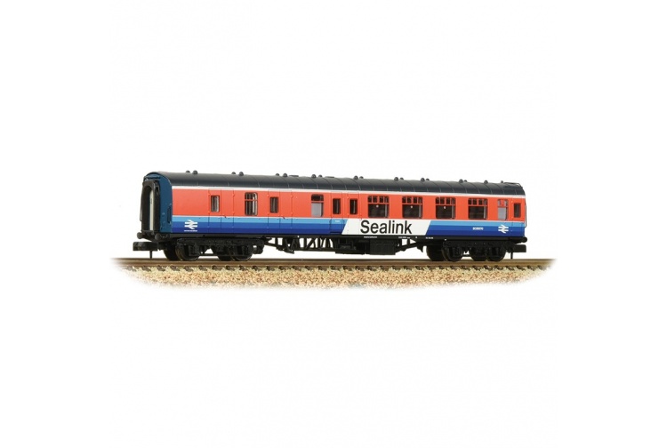 Graham Farish 374-196 BR Mk1 BSK Brake Second Corridor BR Sealink