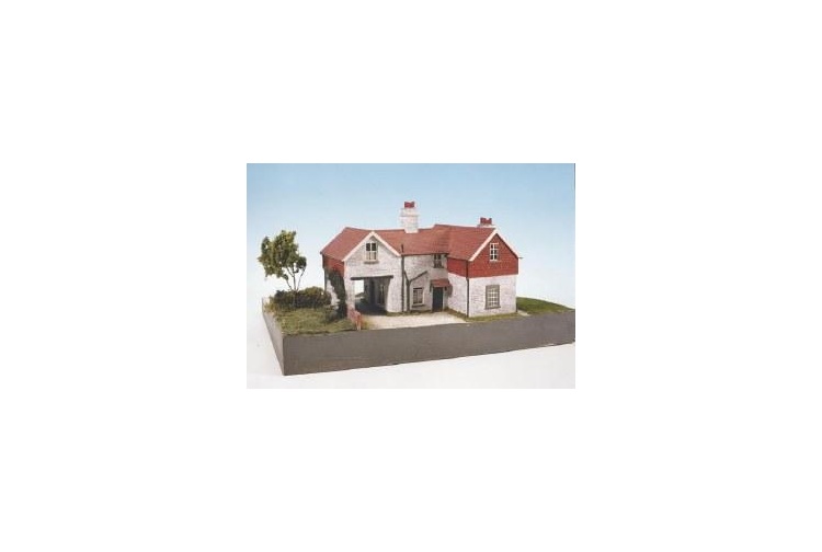 Wills Kits CK13 Black Horse Inn OO Gauge Plastic Kit pic2
