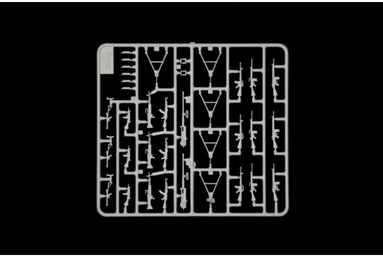 Italeri 6421 Modern Light Weapon Set Parts 1