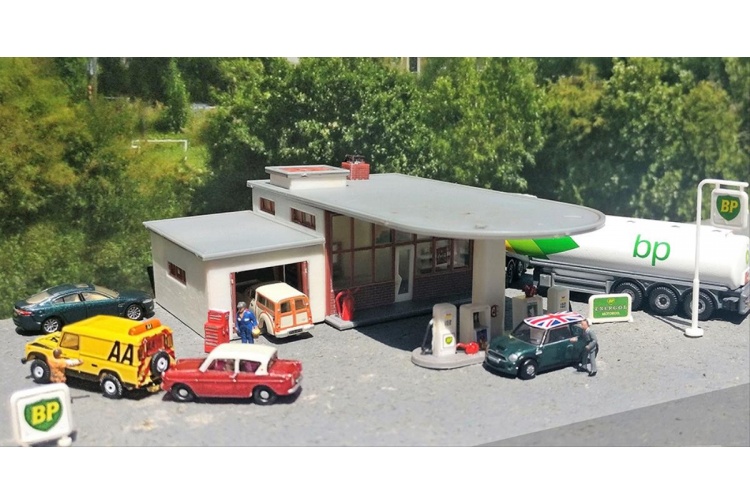 Kestrel Designs KD1003 Service Station Kit Example Layout
