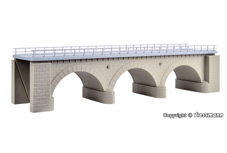 Kibri 39721 Stone Arch Bridge With Ice Breaking Pillars