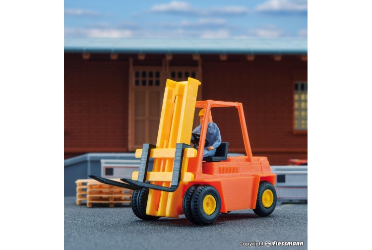 Kibri 11754 Steinbock Forklift HO/OO Gauge Plastic Kit