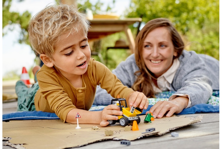 Lego 60284 Roadwork Truck Playing