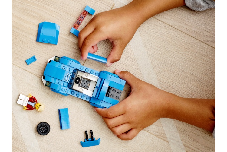 Lego 60285 Sports Car Assembly 1