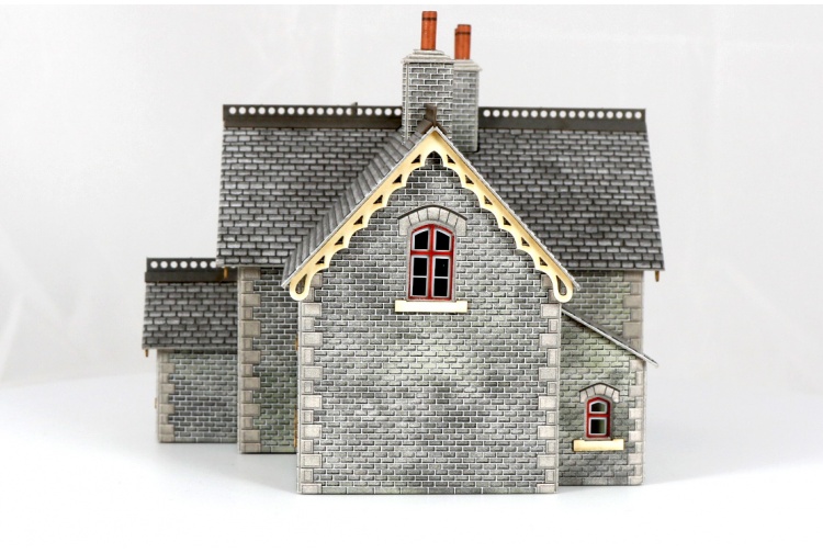 Metcalfe PO335 Settle To Carlisle Station Masters House Right Side