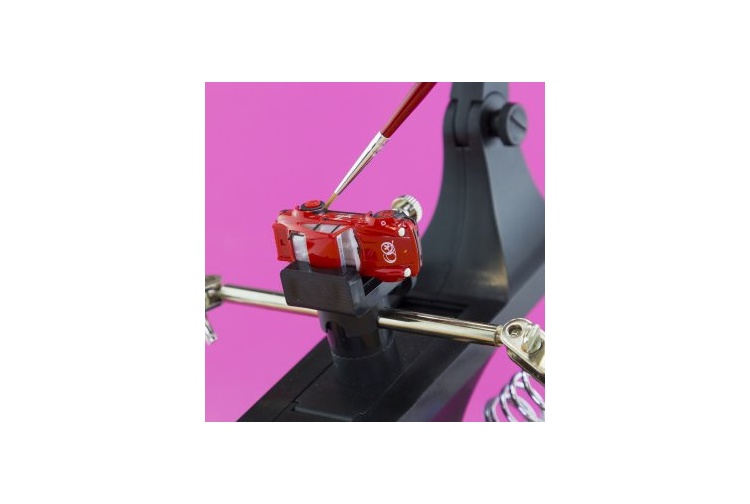 Modelcraft PCL2400 Helping Hands and LED Magnifier 3