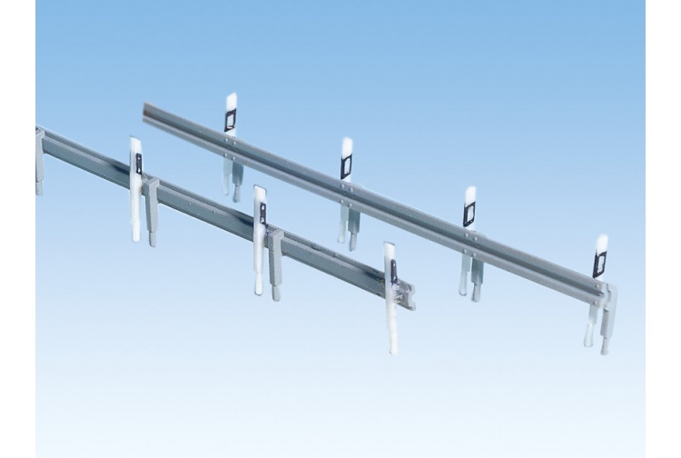 noch-60511-crash-barriers-and-posts-60-100cm