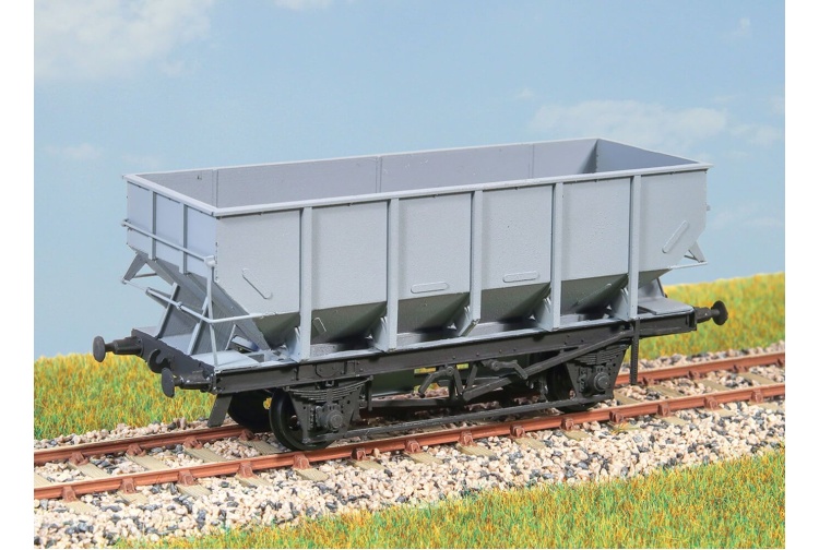 peco-parkside-pc77-21-ton-coal-hopper-oo-gauge-self-assembly-kit
