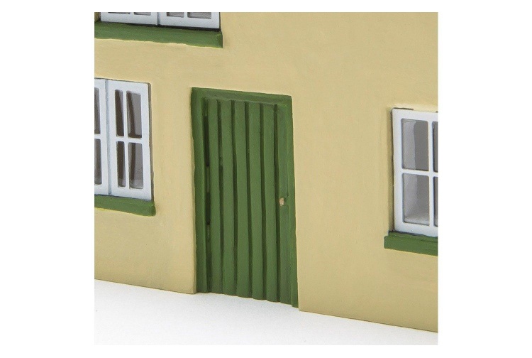 hornby-skaledale-r9832-the-restaurant-backdoor