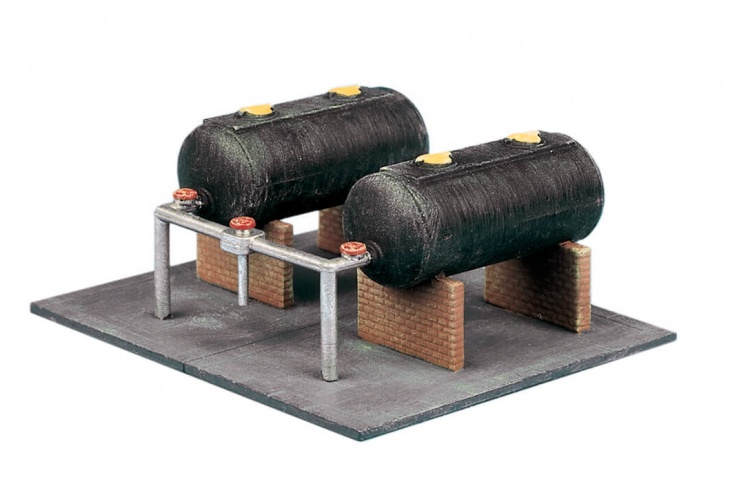 Ratio 315 Oil Tanks N Gauge Plastic Kit