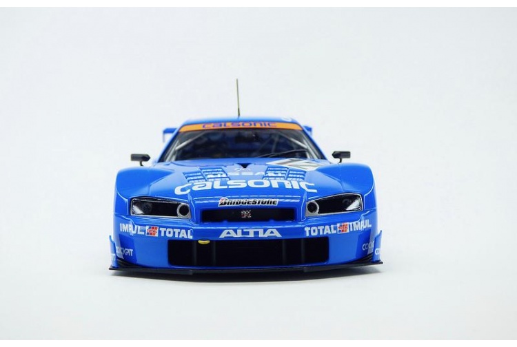 tamiya-24184-calsonic-nissan-skyline-gt-r-front