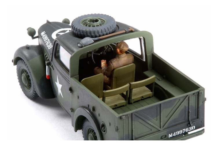 Tamiya 32562 British Light Utility Car 10HP Uncovered