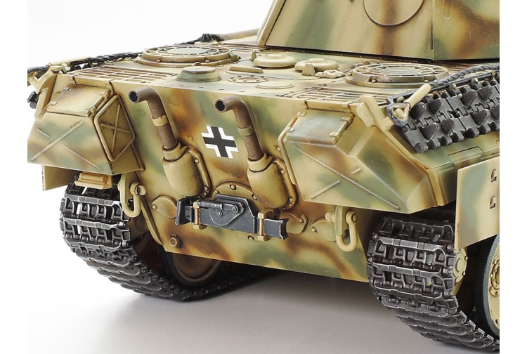 Tamiya 32597 German Tank Panther Ausf.D Rear