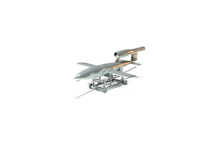 tamiya-61052-v1-fieseler-fi103-model-kit