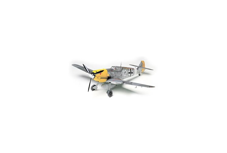 tamiya-61063-messerschmitt-bf109e-4-7-trop-model-kit