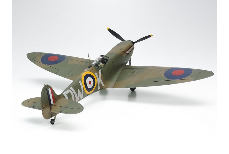 Tamiya 61119 Supermarine Spitfire Mk.I Right Rear