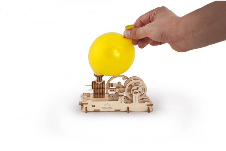 UGears Pneumatic Engine 08