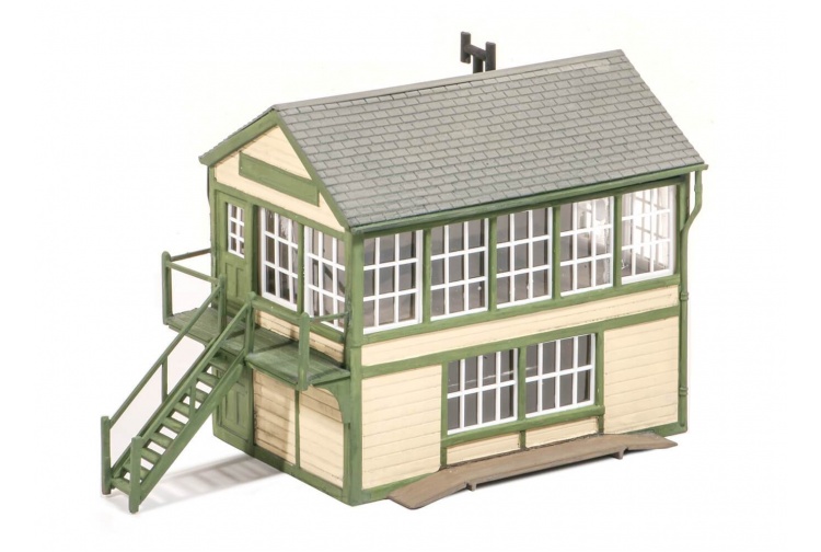 Wills Kits SS48 Timber Signal Box OO Gauge Plastic Kit