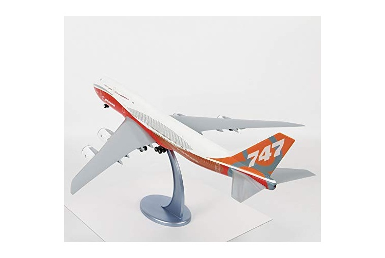 Zvezda 7010 Civil Airliner Boeing 747-8 Rear Left